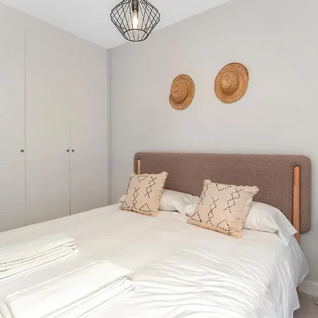 Via Celere 2352 Appartamento Casares