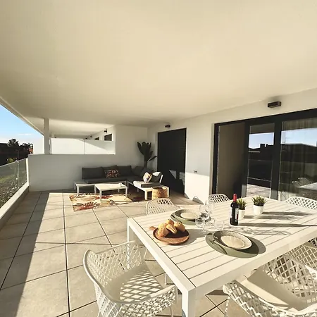 Via Celere 2352 Appartamento Casares