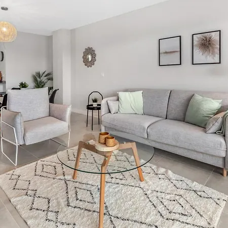 Via Celere 2352 Appartamento Casares